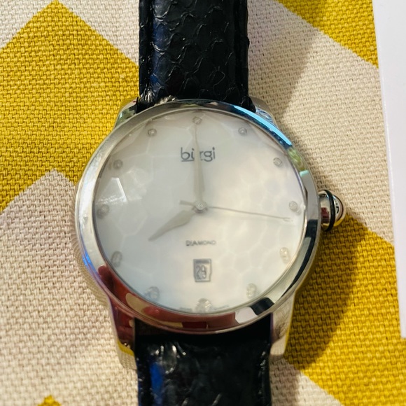 🖤Vintage Burgi Genuine Snake Skin and Diamonds Ladies Watch - Picture 3 of 12